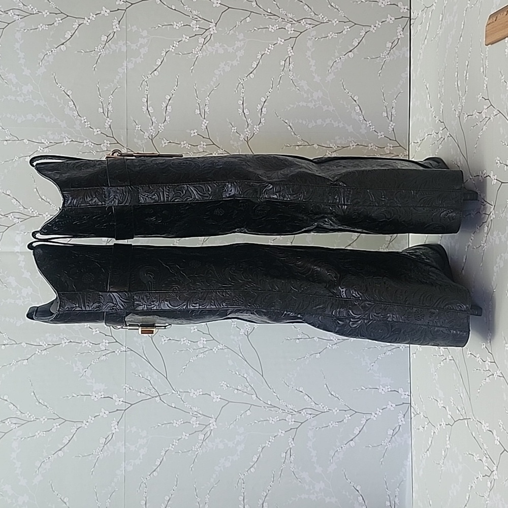 Black Boots - Picture 10 of 12